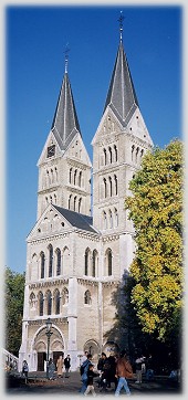 �`���[�������g��Roermond���̋���`